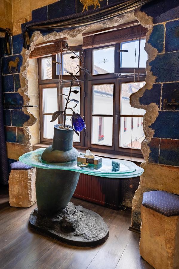Weissmann Residence Sopron Bagian luar foto